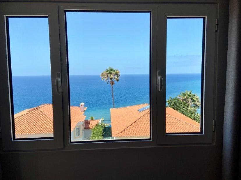 פונשל Ocean Cliffs Apartments מראה חיצוני תמונה