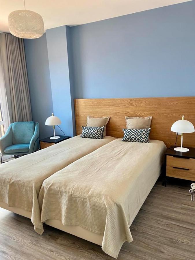 פונשל Ocean Cliffs Apartments מראה חיצוני תמונה