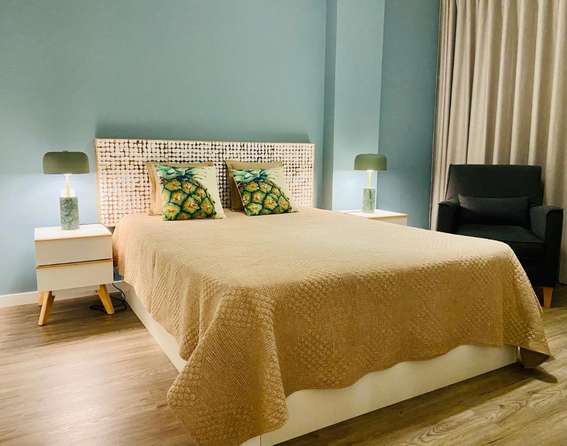 פונשל Ocean Cliffs Apartments מראה חיצוני תמונה
